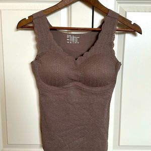 Contrast Lace Warm Fleece Lined Padded Tank Top.